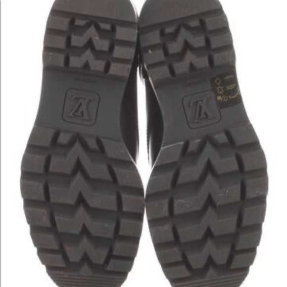 AUTHENTIC Louis Vuitton Graphic Print Combat Boots - Size 7.5 - Picture 5 of 10